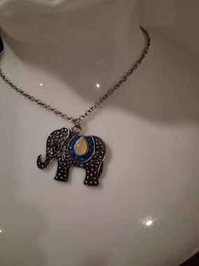 Blue and Cream Elephant Pendant Necklace Silvertone Some Tarnish